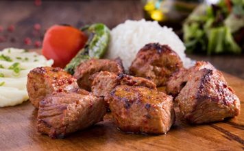 Kuzu Kebap, Kebap, Restoran, Izgara, Baharat, Menü, Lezzet, Sunum, İşletme, Gastronomi, Konulu bir haber görseli.